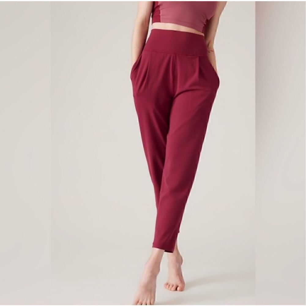 Athleta Elation Pant Coffee Berry small new